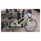 SCHWINN ADMIRAL 700C BIKE