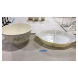 PYREX DIVIDED DISH & KITCHEN CRAFT BOWL