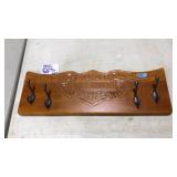 HARLEY DAVIDSON 22.5' WALL MOUNT COAT RACK