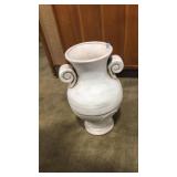 DECORATIVE FLOOR POTTERY VASE