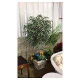 FAUX PLANT IN PLANTER