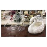 WHITE SWAN PLANTER & 2 GLASS SWAN BUD VASES