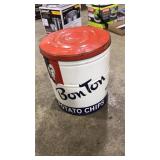 VNTG. LRG BONTON POTATO CHIP TIN