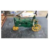CAST IRON JOHN DEERE TRACTOR