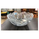 FIFTH AVENUE CRYSTAL CENTER PIECE BOWL