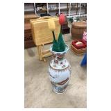 LARGE PORCELAIN ORIENTAL FLOOR VASE W/UMBRELLAS