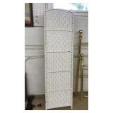 (2) WHITE WOVEN FOLDING PRIVACY SCREENS
