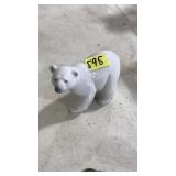 LLADRO POLAR BEAR FIGURINE