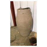 RAIN BARRELL WITH HOSE
