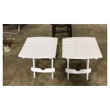 2 FOLDING PLASTIC OUTDOOR SIDE TABLES