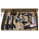 FLAT OF GEAR & BEARING PULLERS