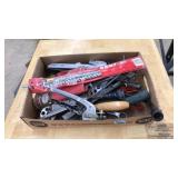 FLAT OF ASST HAND TOOLS