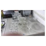 LRG. COLLECTION OF GLASSWARE