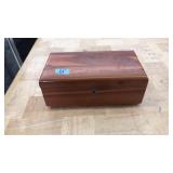 LANE CEDAR CHEST MINIATURE JEWEL BOX W/ KEY