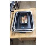 BAKE PANS, ROAST PAN AND METAL TRAY/PAN
