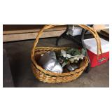 ASST HOUSEHOLD & IGLOO COOLER