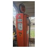 Phillips 66 Tokeim39 gas pump