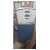 Erie Blue/white/chrome gas pump