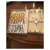 Carvel Hall Cutlery and Robeson Steak Knifes Carvel Hall Cutlery and Robeson Steak Knifes