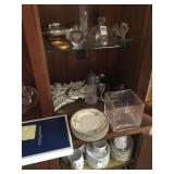 Glass décor and plates Glass décor and plates