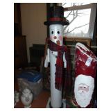 Wooden Snowman Statue Wooden Snowman Statue