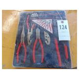 Mac Tools general purpose pliers set Mac Tools general purpose pliers set