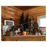 Corner cleanout of decorative items