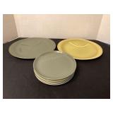 Russel Wright trays & six 8 1/4' plates