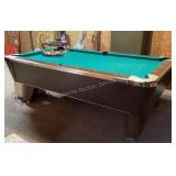 Valley Victor pool table