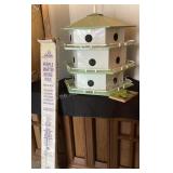 Like new Purple Martin birdhouse & pole