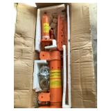 NIB Central Hydraulics pick up truck lift 1,000#