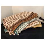 8 throw rugs, 33x32'