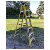 Stanley 7ï¿½ Fiberglass Ladder