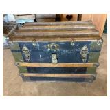 Antique flat top trunk