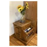 End table, books & vase
