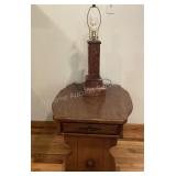 Lane end table & lamp