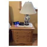 Sumter Cabinet Co. 2 Drawer Nightstand, lamp &
