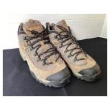 Columbia Men's size 9 1/2 hiking boots