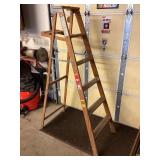 Archbold 6' wood ladder