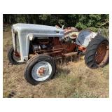 Ford 600 Tractor