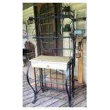 Metal Bakers Rack, 27 3/4x68 1/2' tall x 29'
