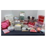 Baking accessories; metal molds, baking cups,