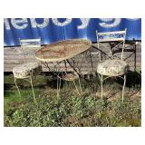 Iron patio table & chairs