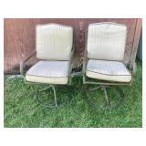 Swivel patio chairs with removable cushions