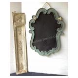 Frame & Vintage tin decor