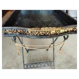 Metal tray table