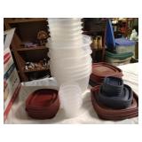 Rubbermaid containers and lids