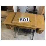 Antique Singer Electric Sewing Machine 15-91