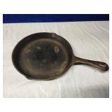 Cast iron skillet