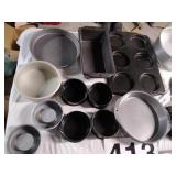Cake pans and molds